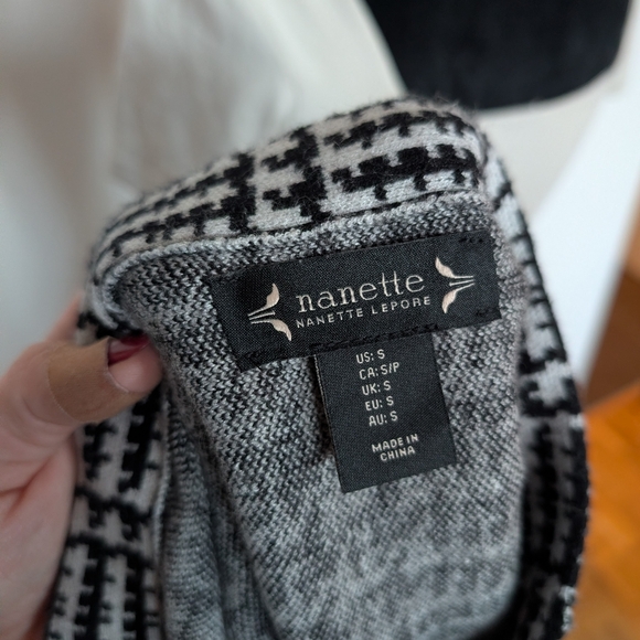 Stretchy Warm Bold Pattern Nanette Lepore Circle Skirt - Picture 7 of 8